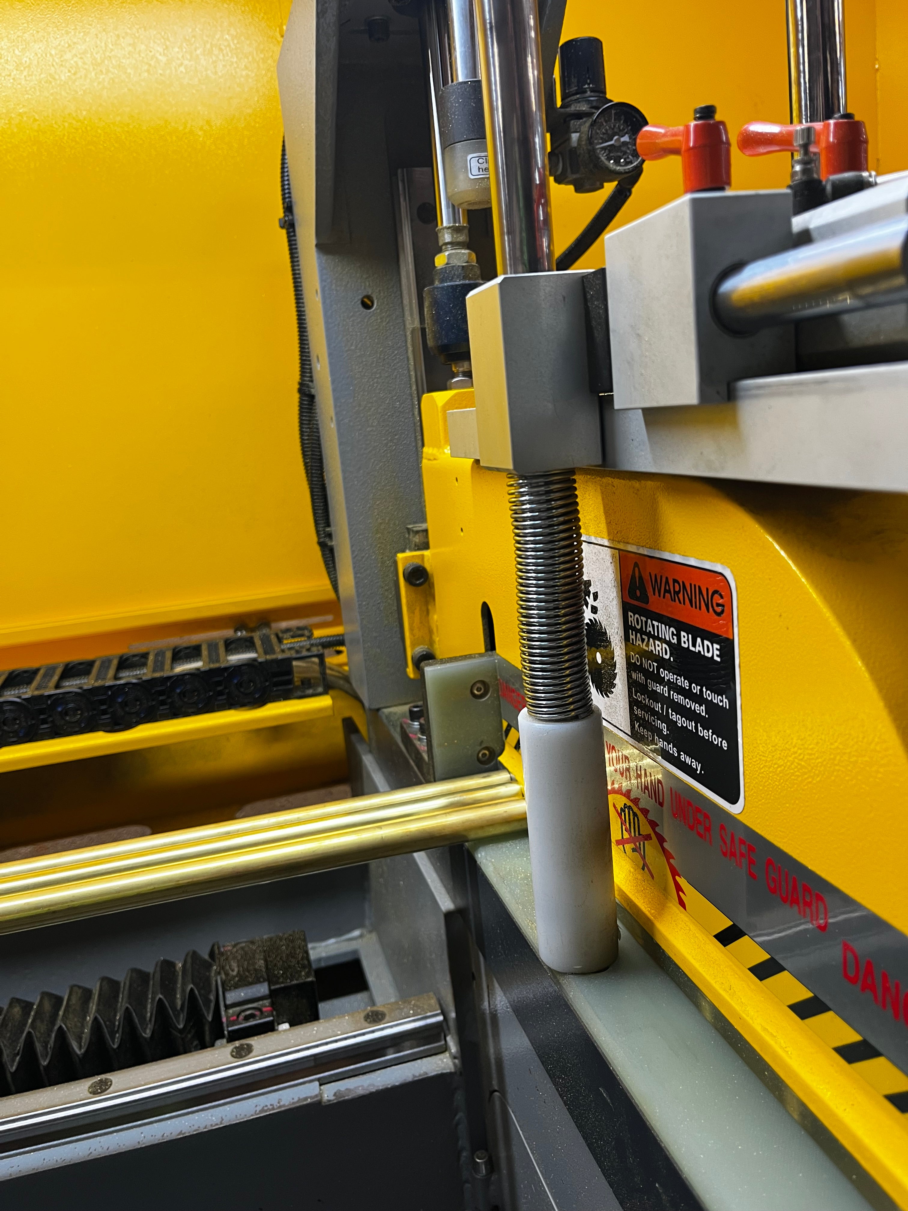 Industrial Pipe Cutting Machine